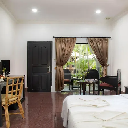 Hotel The Oasis Harbor Siem Reap Exterior foto