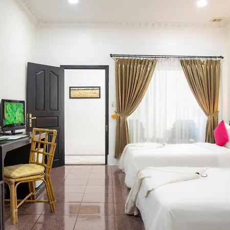 Hotel The Oasis Harbor Siem Reap Exterior foto