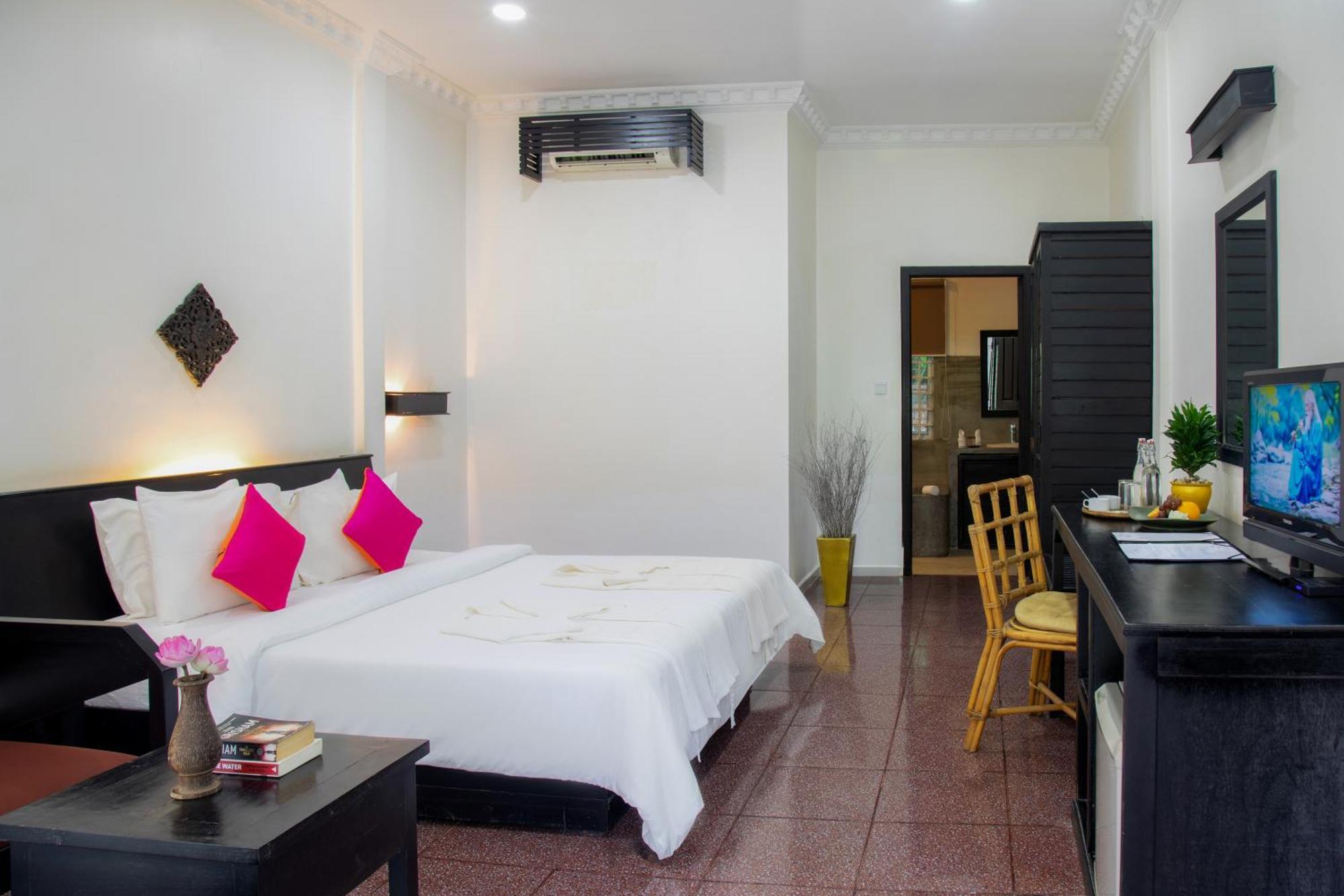 The Oasis Harbor 4*